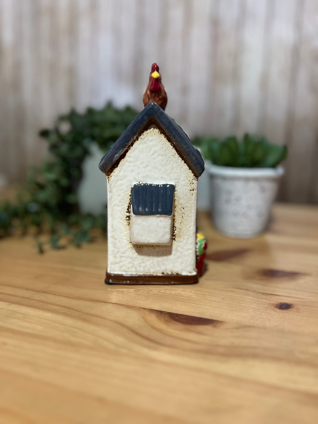 Fresh Eggs Chicken Coop Themed Tea Light Holder with Lots of Chicken Detail