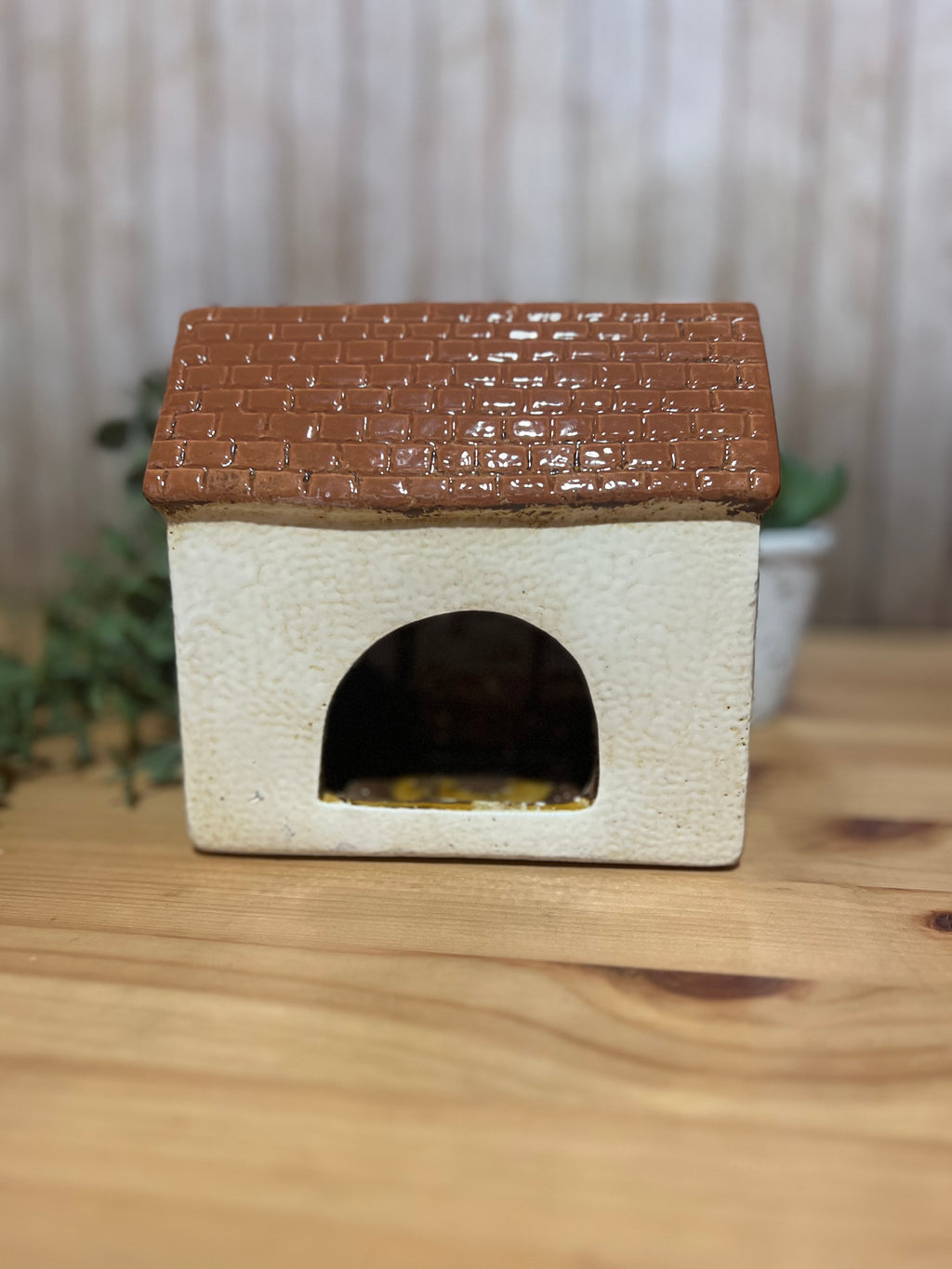 Village Hall Themed Glazed Ceramic Tea Light Holder