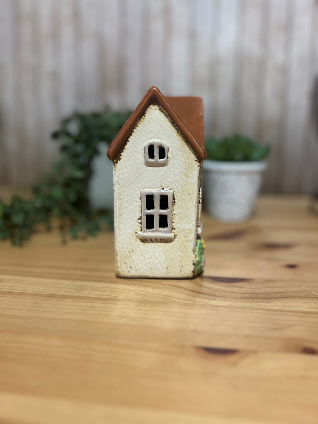 Village Hall Themed Glazed Ceramic Tea Light Holder