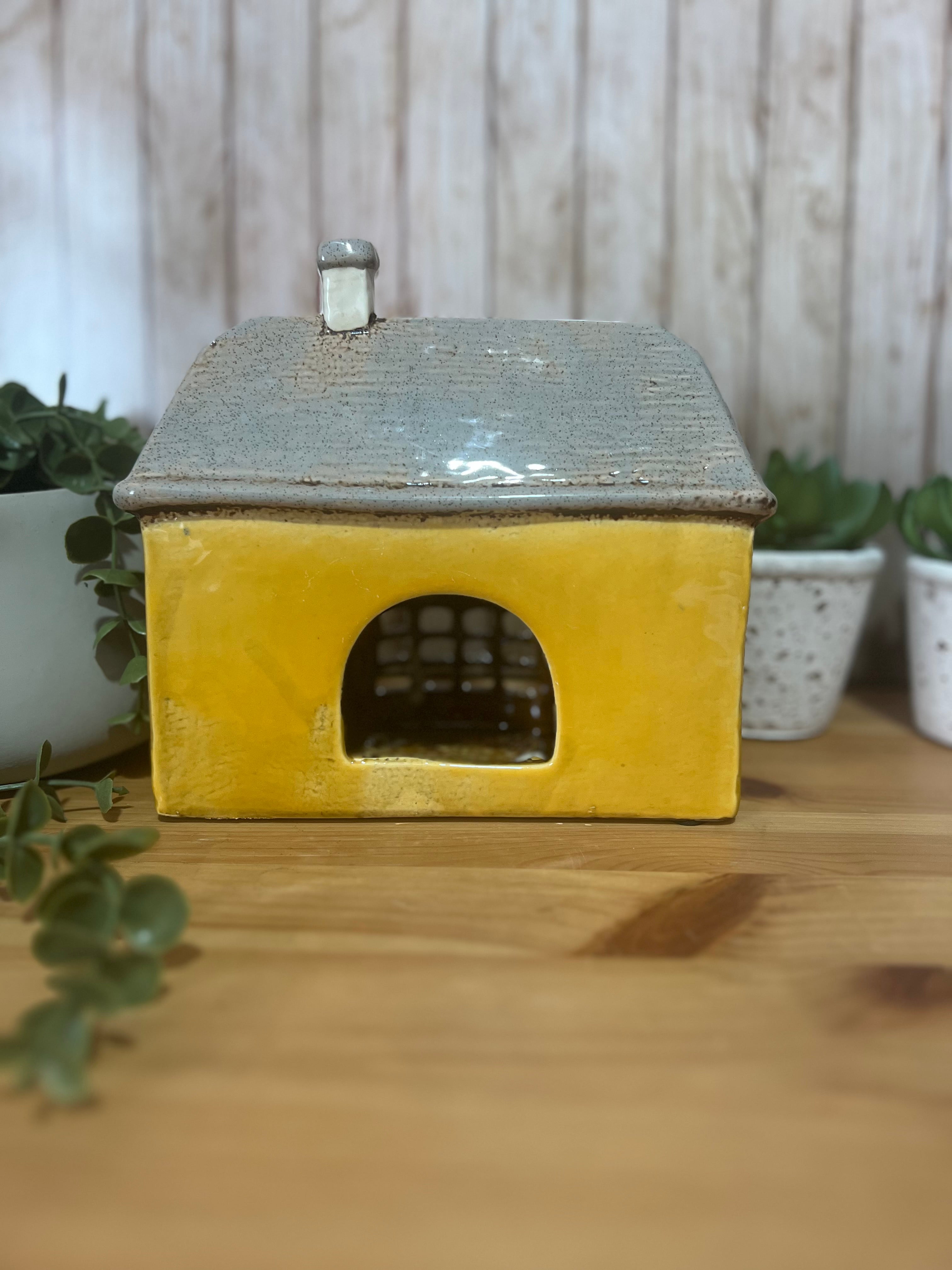 3 Dorma Bay Window Glazed Ceramic Tea Light Holder House