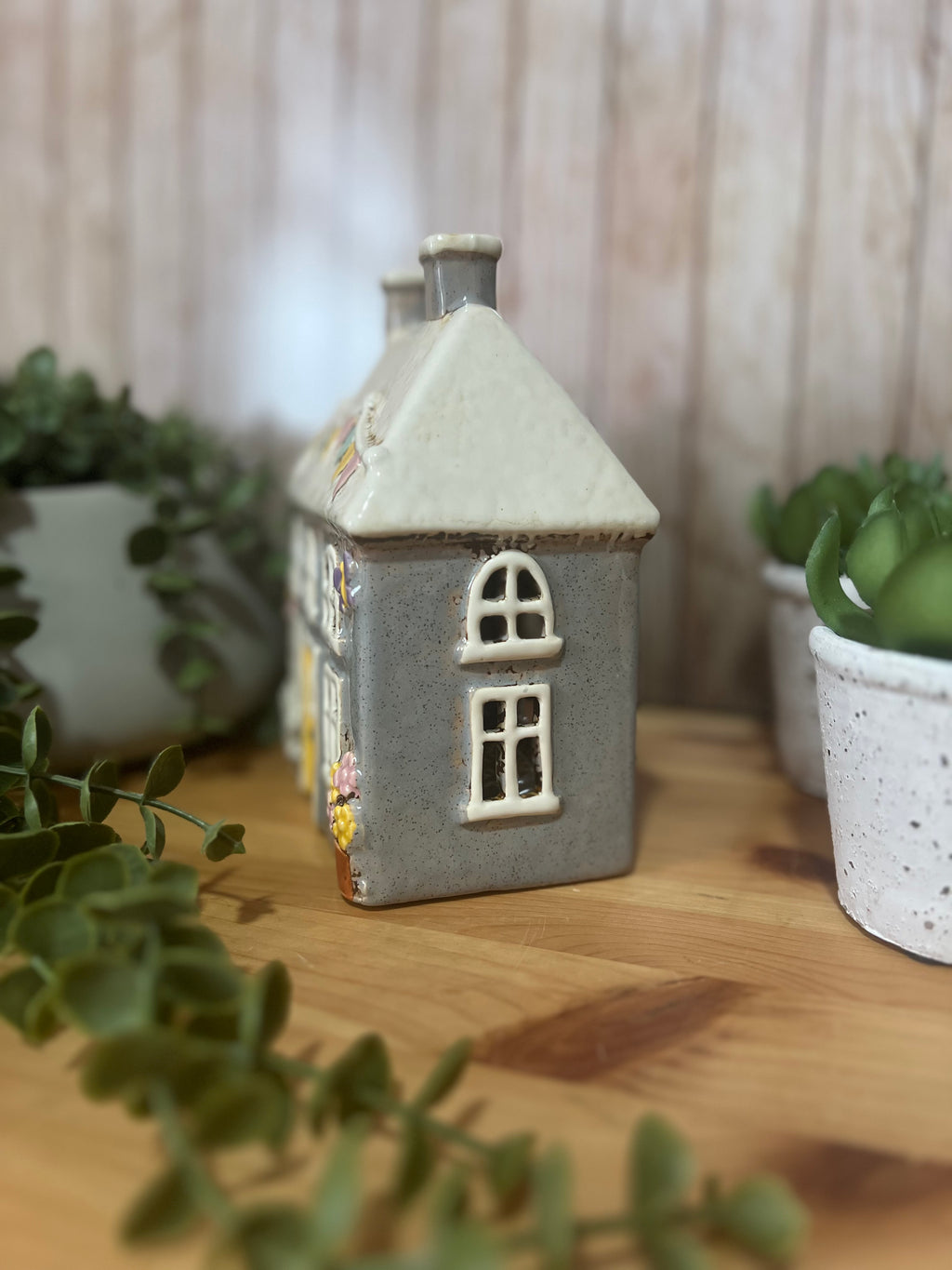 Bunting and Butterfly Covered Glazed Ceramic Tea Light House