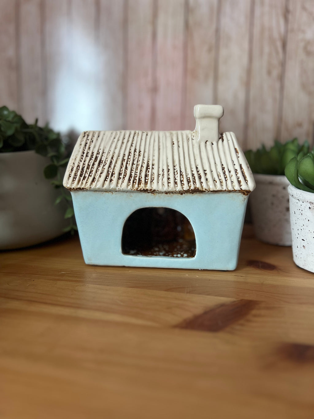 Blue Daisy House Tea Light Holder Lots of Detail