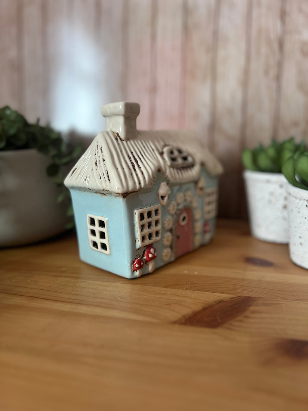 Blue Daisy House Tea Light Holder Lots of Detail